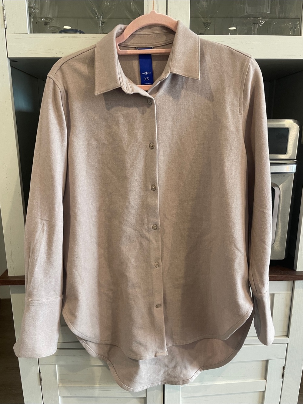 Kit and Ace Button Down Shirt in Tan Size XS